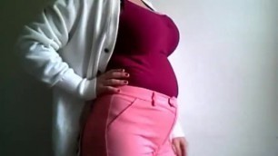Belly Curves in Pink