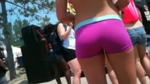 Super Hot Spandex Ass Candid