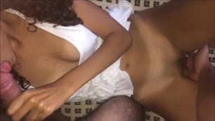 Ebony Girl Give a Blowjob while Gets Fingered by a Friend