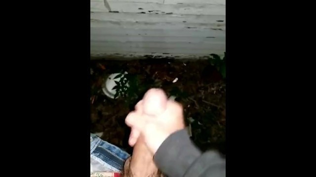 My first Outdoors Piss and Cum Video!