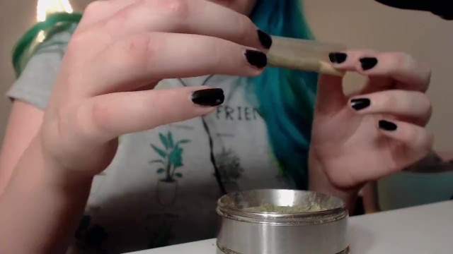 ASMR Joint Rolling by Pear