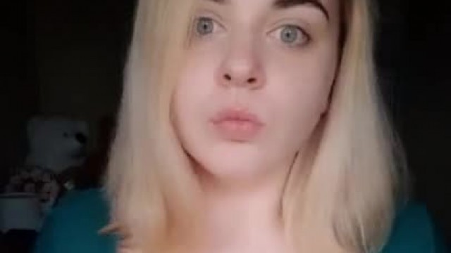 Russian Tik Toker. Big Bouncing Boobs (tik Tok @ Sweerme10nn)