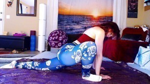 HIPS SQUATS & SPLITS. Join my faphouse for more yoga, behind the scenes, nude yoga and spicy stuff